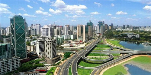 江边城外烤全鱼