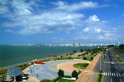 在祁东县比较知名的奶茶品牌是哪个，在祁东县加盟玉林奶茶什么位置好